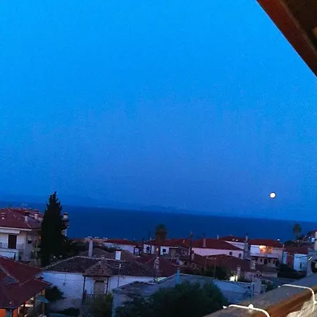 Sea View In Center